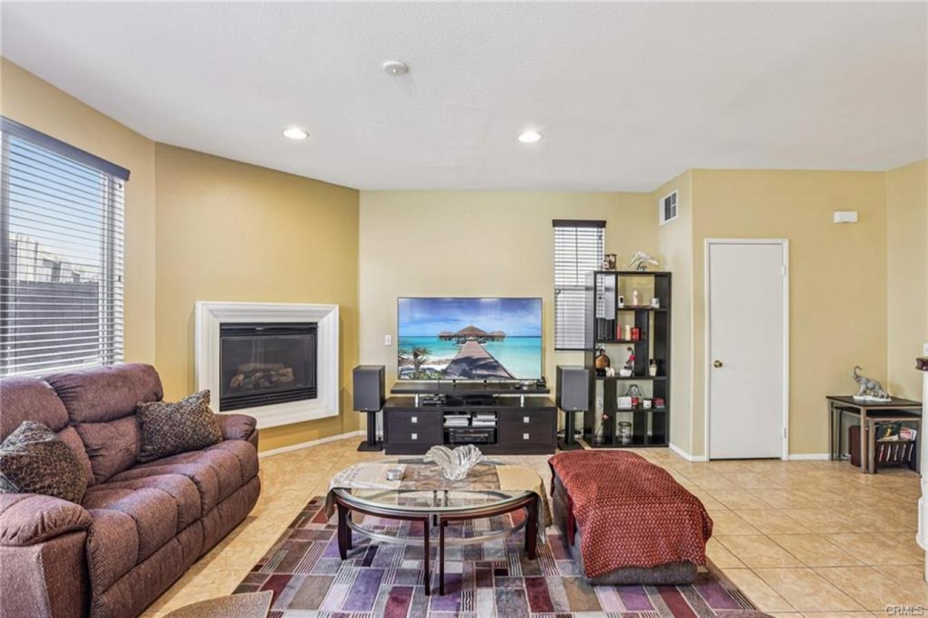 Carson, Los Angeles, 90746, United States, ,Residential,For Sale,2009764