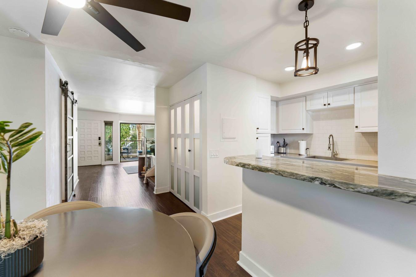 Santa Barbara, Santa Barbara, 93109, United States, 2 Bedrooms Bedrooms, ,2 BathroomsBathrooms,Residential,For Sale,2010113