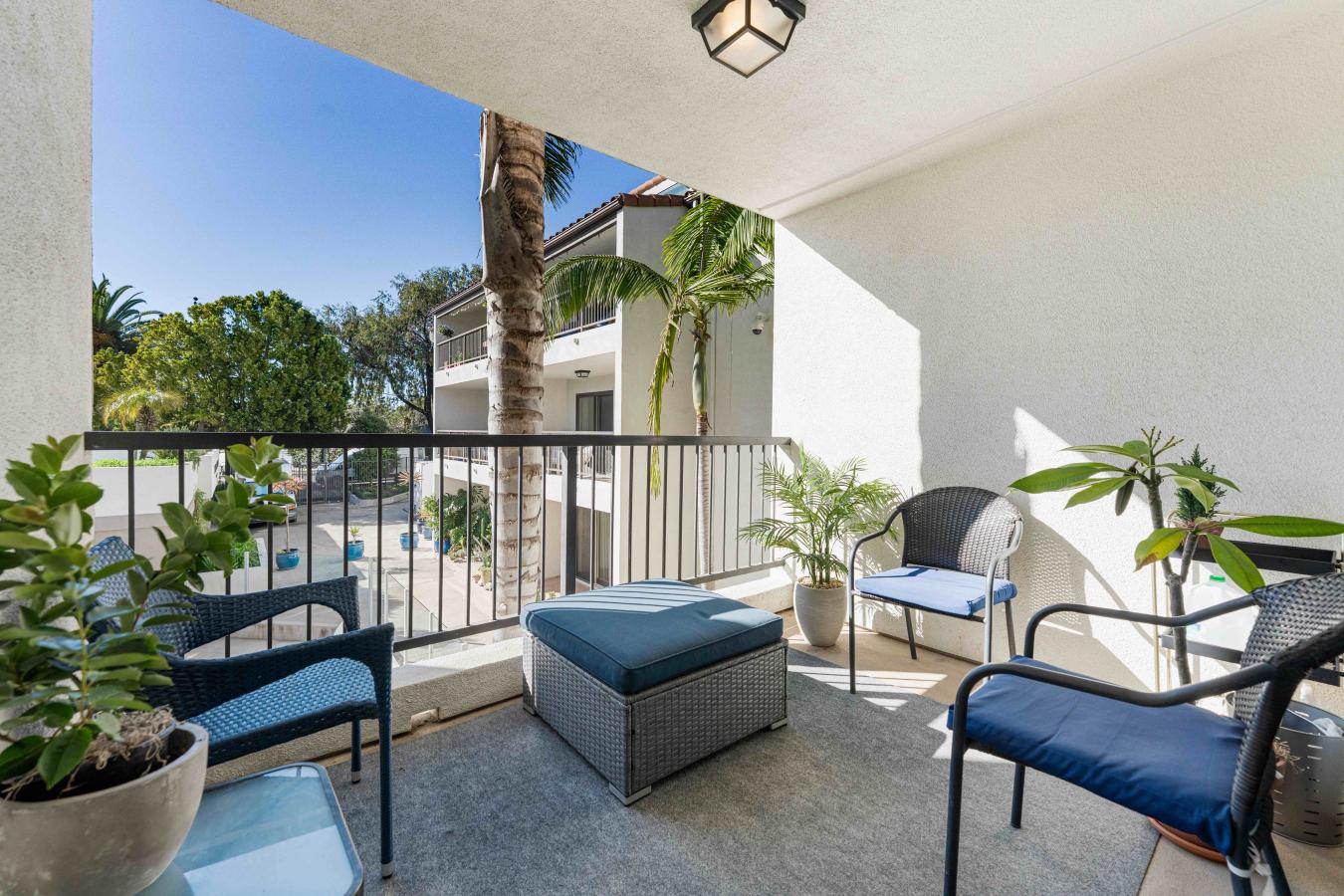 Santa Barbara, Santa Barbara, 93109, United States, 2 Bedrooms Bedrooms, ,2 BathroomsBathrooms,Residential,For Sale,2010113