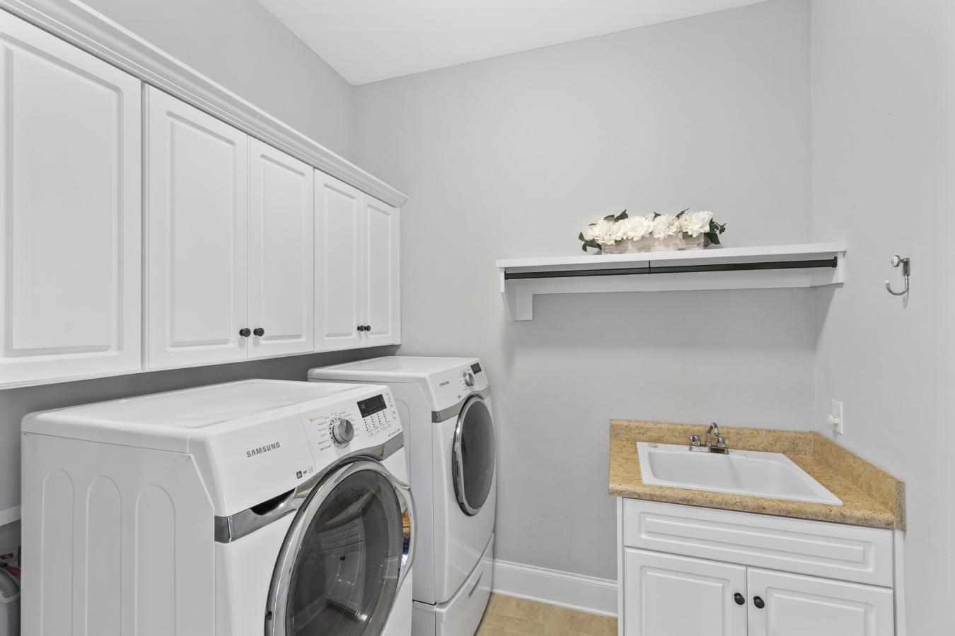 Evans, Columbia, 30809, United States, 5 Bedrooms Bedrooms, ,3 BathroomsBathrooms,Residential,For Sale,2009762