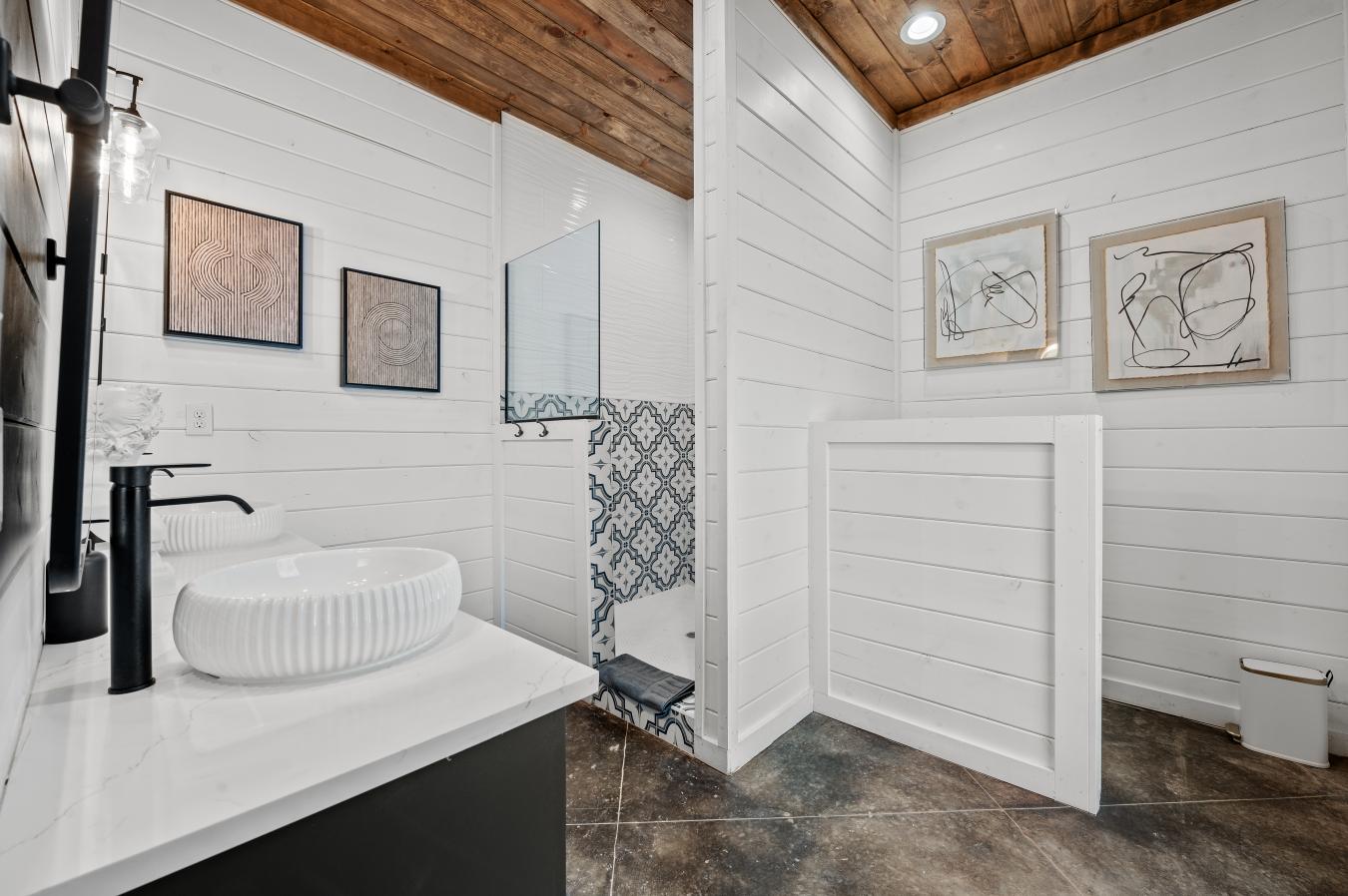 Broken Bow, McCurtain, 74728, United States, 7 Bedrooms Bedrooms, ,7 BathroomsBathrooms,Residential,For Sale,2009766