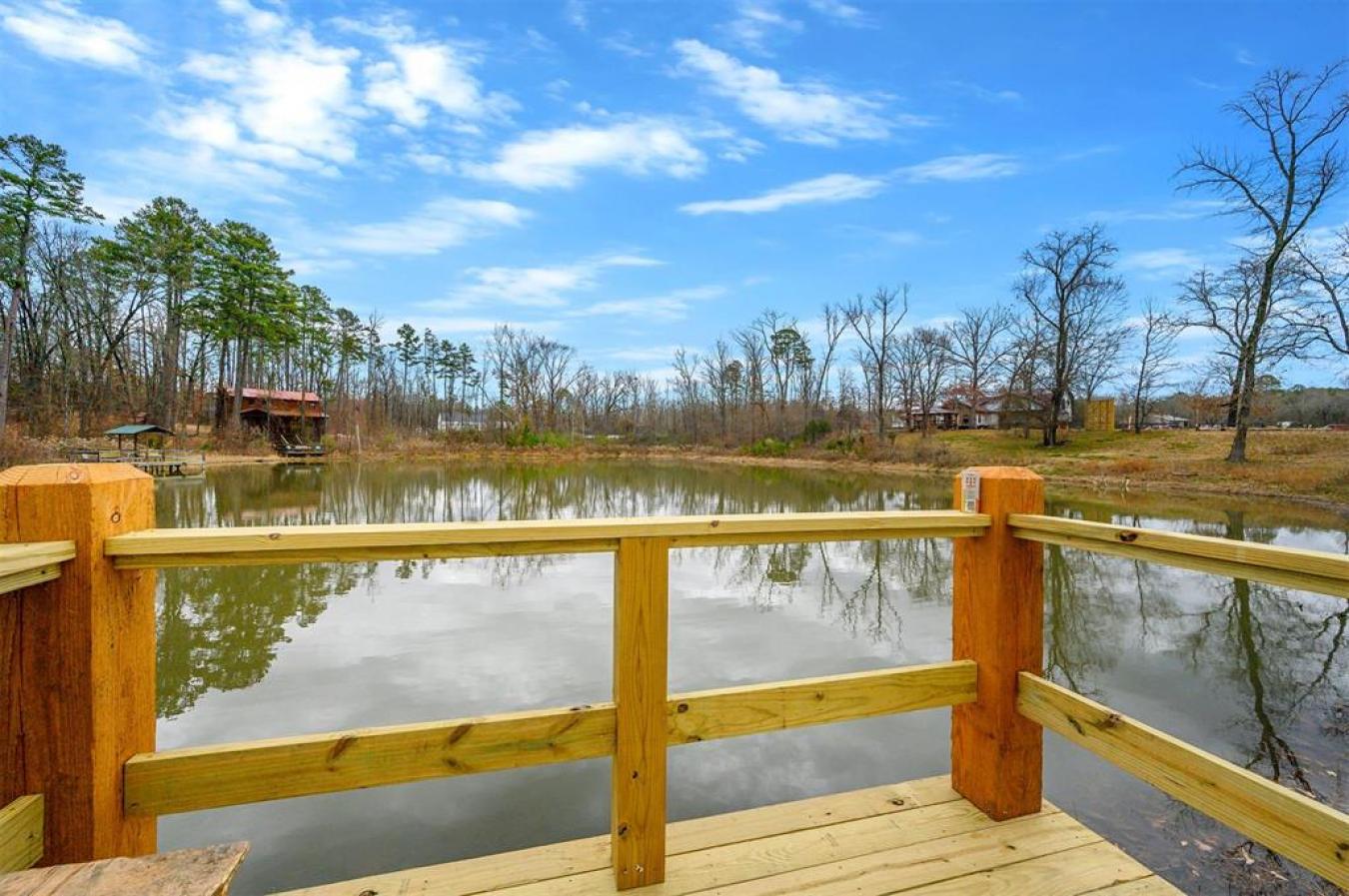 Broken Bow, McCurtain, 74728, United States, 2 Bedrooms Bedrooms, ,2 BathroomsBathrooms,Residential,For Sale,2009763