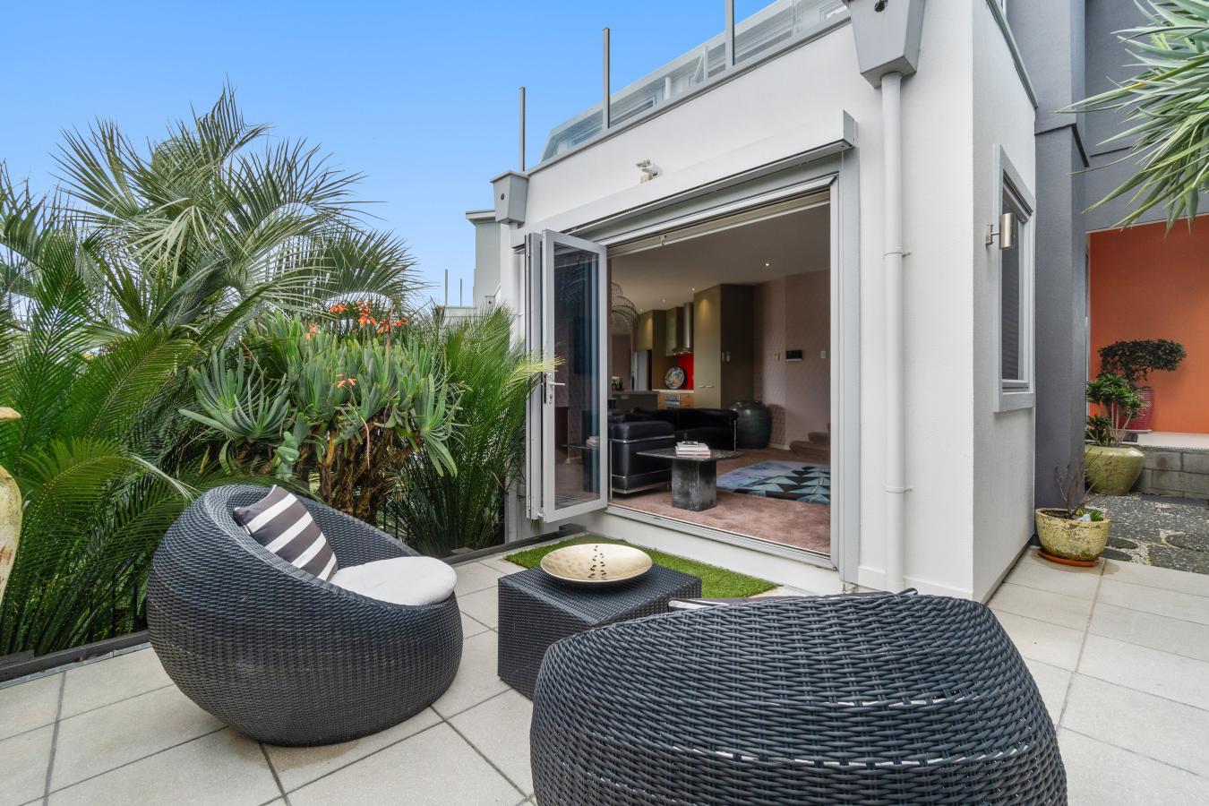 Auckland, 1071, New Zealand, 4 Bedrooms Bedrooms, ,3 BathroomsBathrooms,Residential,For Sale,2011389