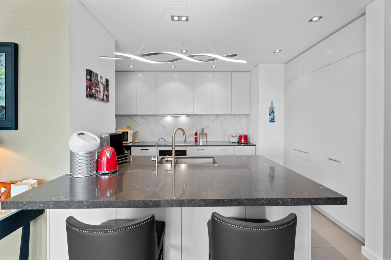 Auckland, 1010, New Zealand, 2 Bedrooms Bedrooms, ,2 BathroomsBathrooms,Residential,For Sale,2011388