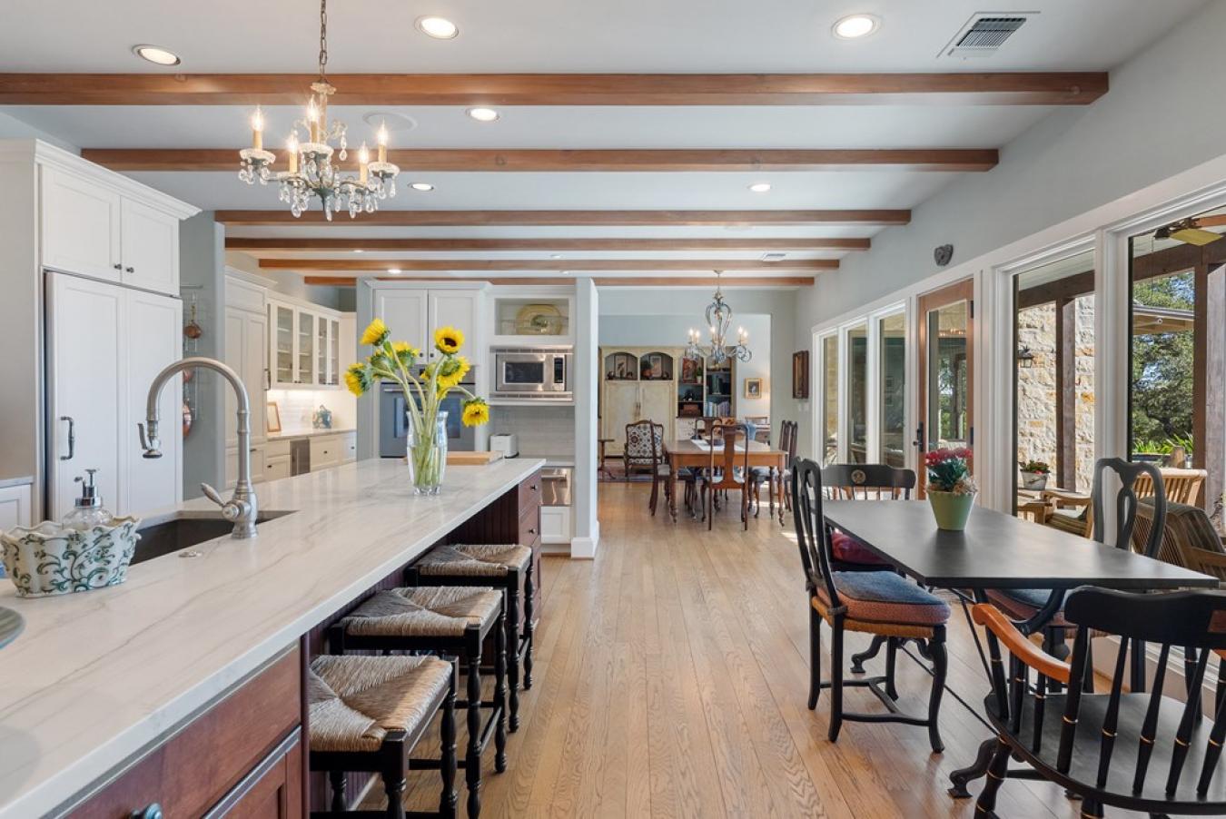 Fredericksburg, Gillespie, 78624, United States, 6 Bedrooms Bedrooms, ,5 BathroomsBathrooms,Residential,For Sale,2010112