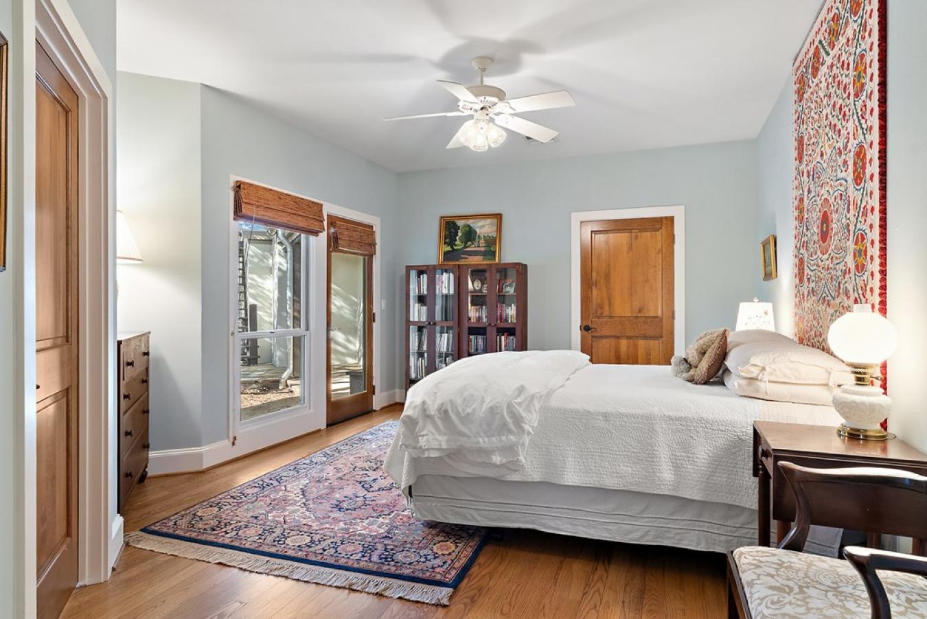 Fredericksburg, Gillespie, 78624, United States, 6 Bedrooms Bedrooms, ,5 BathroomsBathrooms,Residential,For Sale,2010112