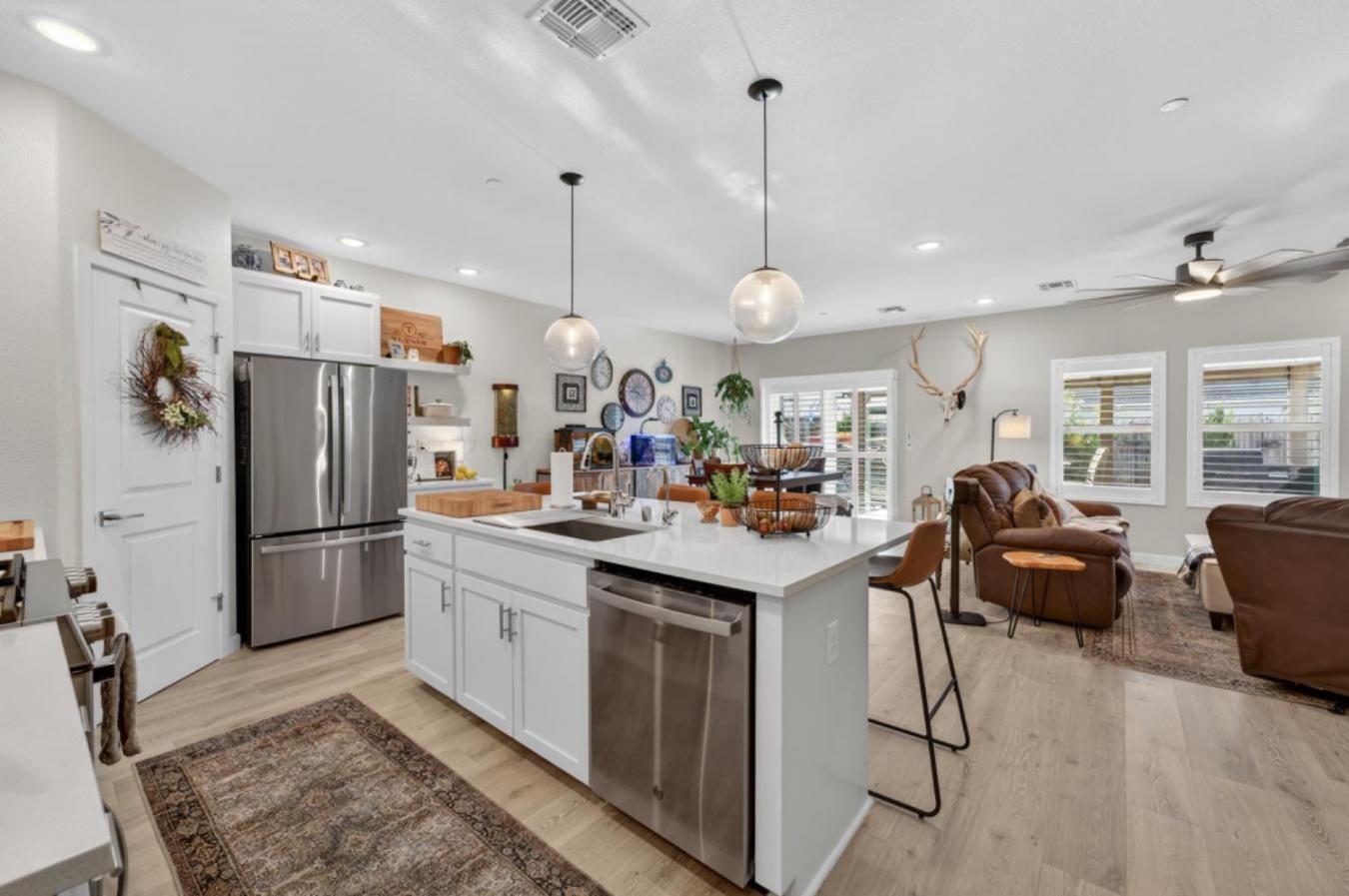 Wheatland, Yuba, 95692, United States, 4 Bedrooms Bedrooms, ,3 BathroomsBathrooms,Residential,For Sale,2010109