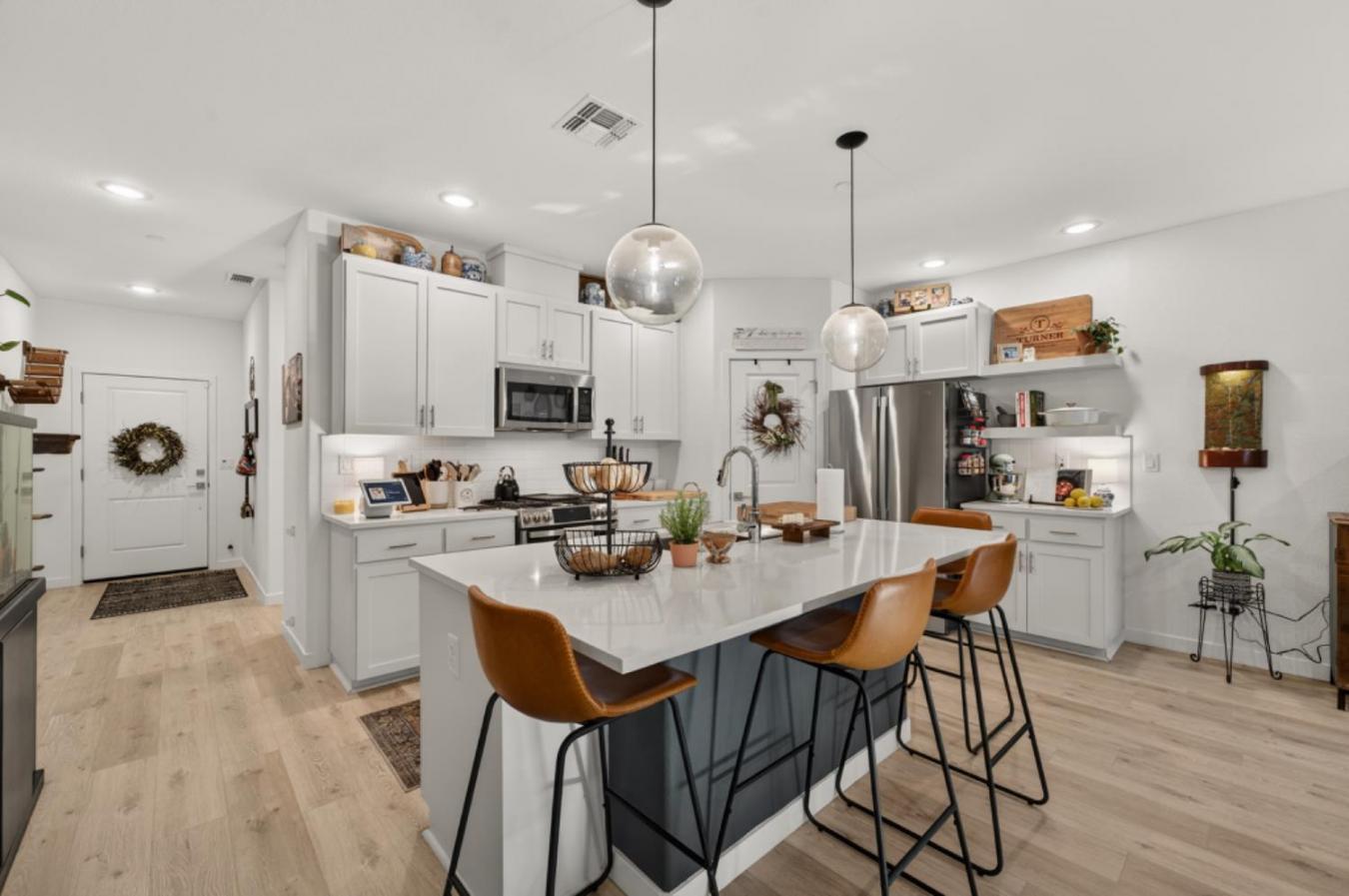 Wheatland, Yuba, 95692, United States, 4 Bedrooms Bedrooms, ,3 BathroomsBathrooms,Residential,For Sale,2010109