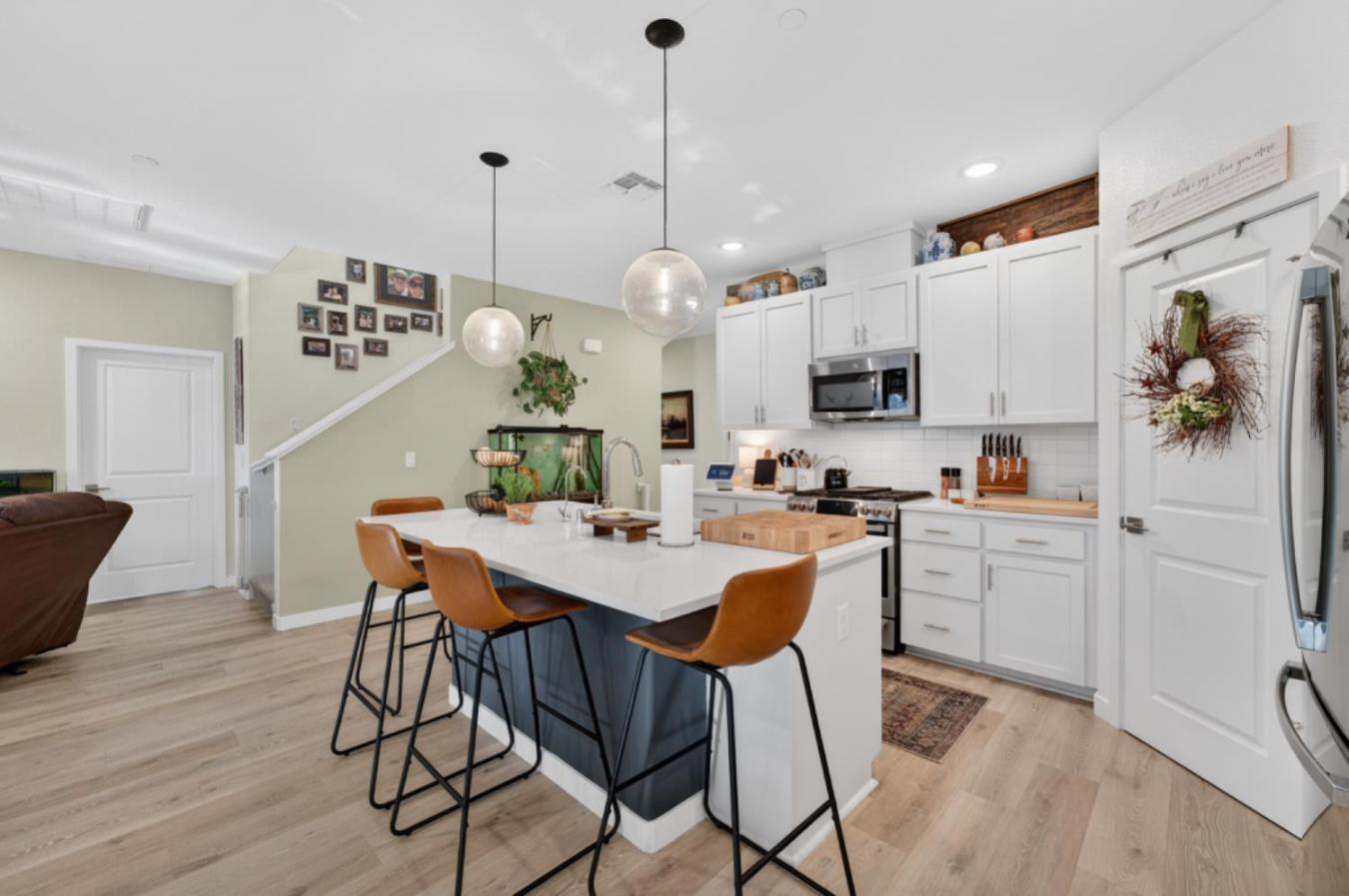 Wheatland, Yuba, 95692, United States, 4 Bedrooms Bedrooms, ,3 BathroomsBathrooms,Residential,For Sale,2010109