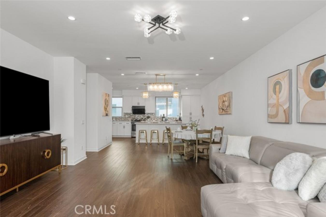 Irvine, Orange, 92614, United States, 3 Bedrooms Bedrooms, ,3 BathroomsBathrooms,Residential,For Sale,2010108