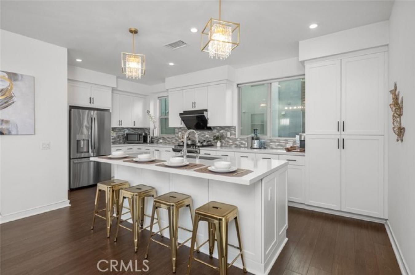 Irvine, Orange, 92614, United States, 3 Bedrooms Bedrooms, ,3 BathroomsBathrooms,Residential,For Sale,2010108