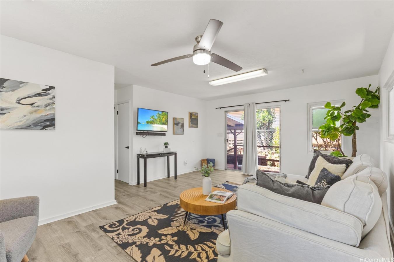 Pearl City, Oahu, 96782, United States, 3 Bedrooms Bedrooms, ,2 BathroomsBathrooms,Residential,For Sale,2010107