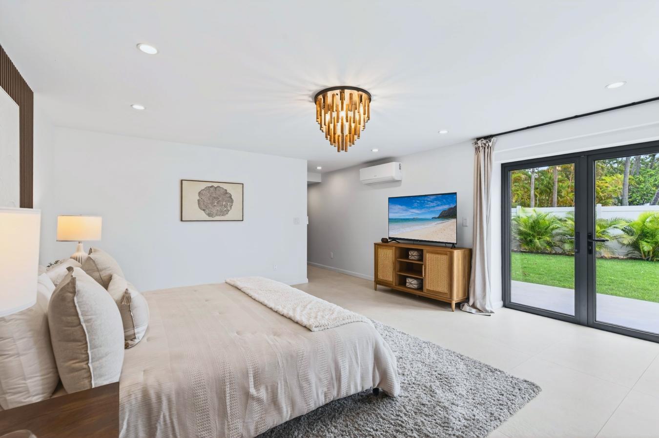 Kailua, Hawaii, 96734, United States, 7 Bedrooms Bedrooms, ,6 BathroomsBathrooms,Residential,For Sale,2010106