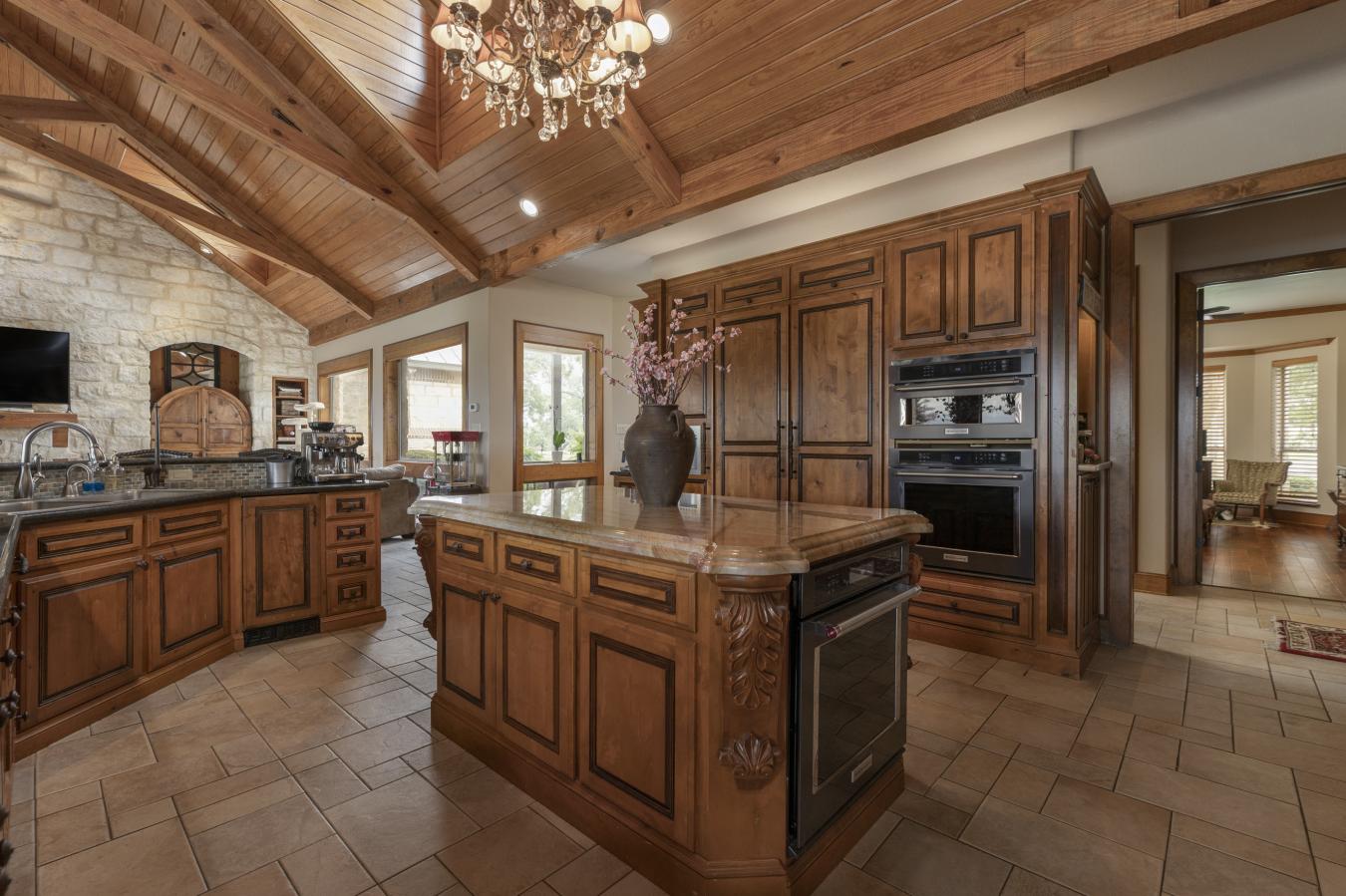 Boerne, Kendall, 78006, United States, 5 Bedrooms Bedrooms, ,4 BathroomsBathrooms,Residential,For Sale,2010105