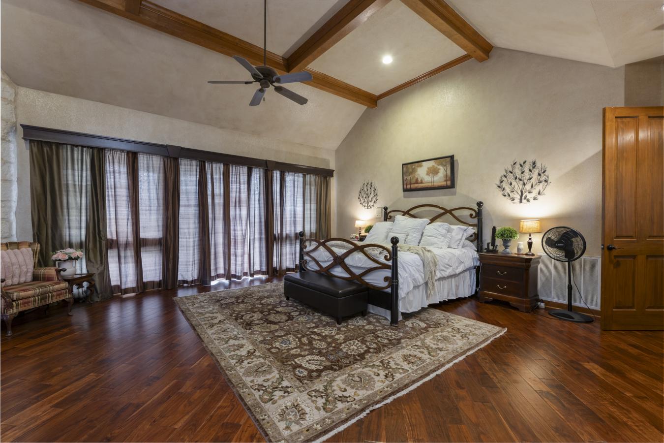Boerne, Kendall, 78006, United States, 5 Bedrooms Bedrooms, ,4 BathroomsBathrooms,Residential,For Sale,2010105