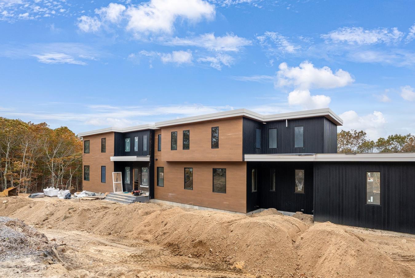 Southampton, New York, 11968, United States, 6 Bedrooms Bedrooms, ,7 BathroomsBathrooms,Residential,For Sale,2010097