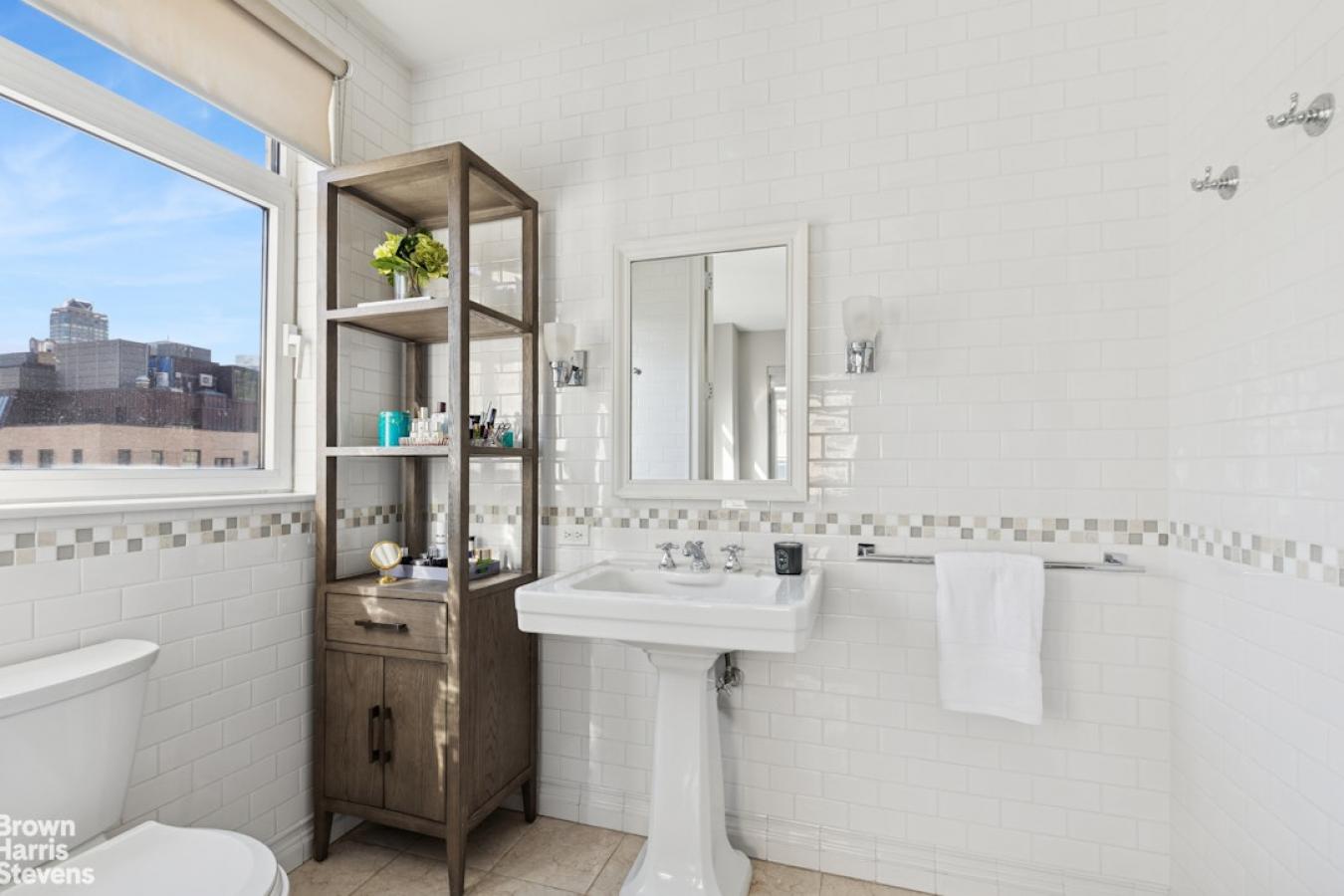 New York, New York, 10065, United States, 4 Bedrooms Bedrooms, ,4 BathroomsBathrooms,Residential,For Sale,2010098