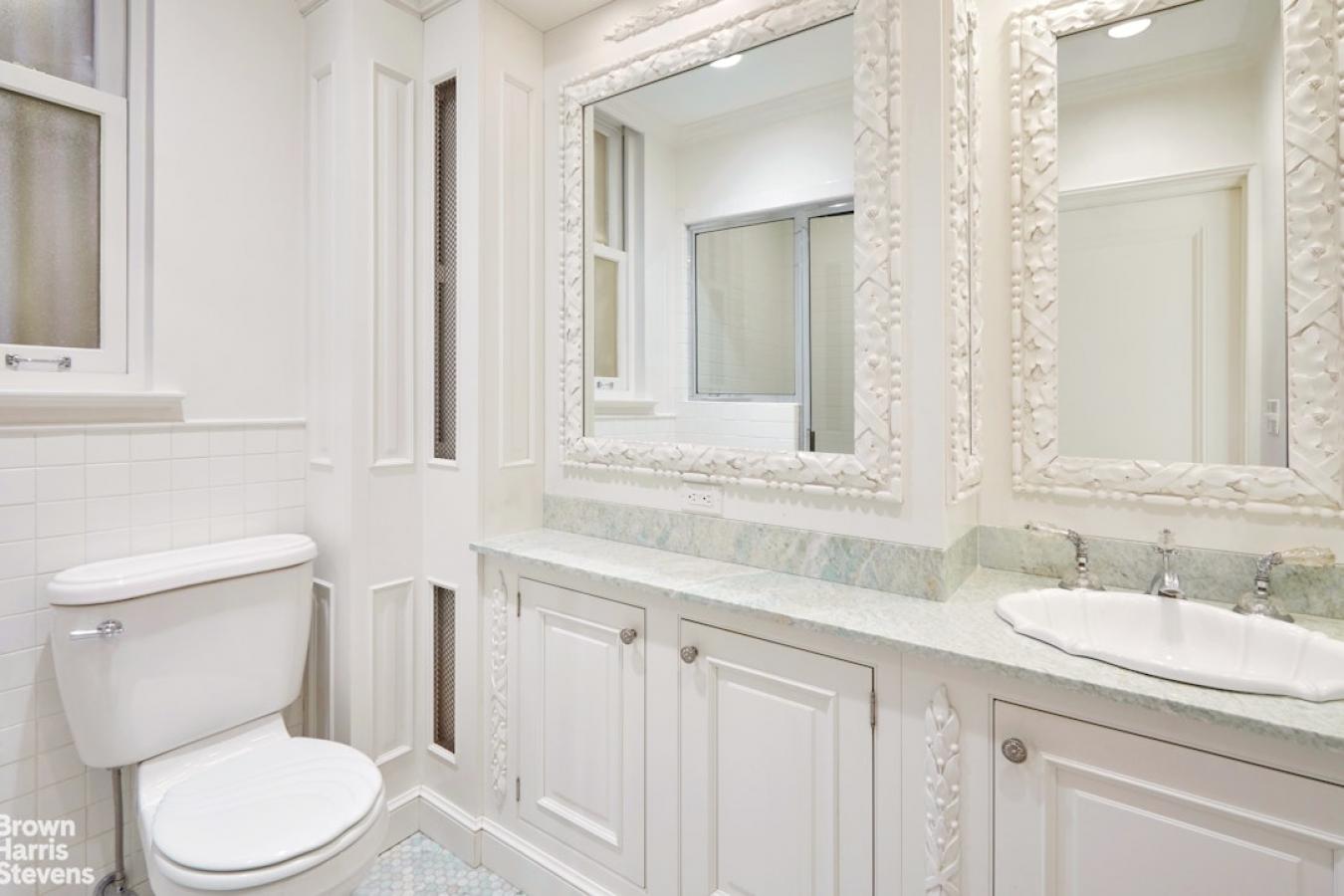 New York, New York, 10065, United States, 4 Bedrooms Bedrooms, ,3 BathroomsBathrooms,Residential,For Sale,2010096