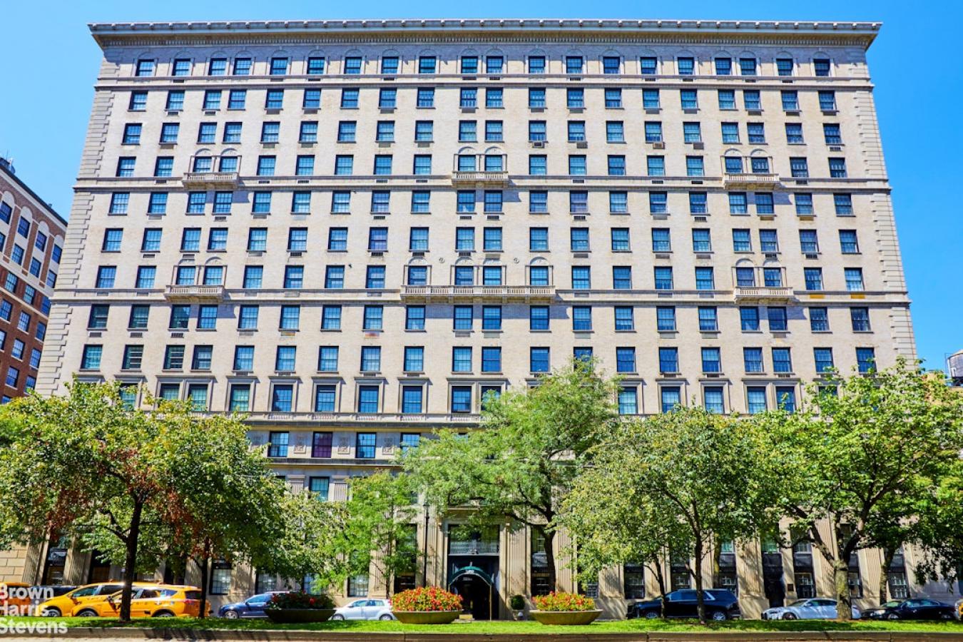 New York, New York, 10065, United States, 4 Bedrooms Bedrooms, ,3 BathroomsBathrooms,Residential,For Sale,2010096