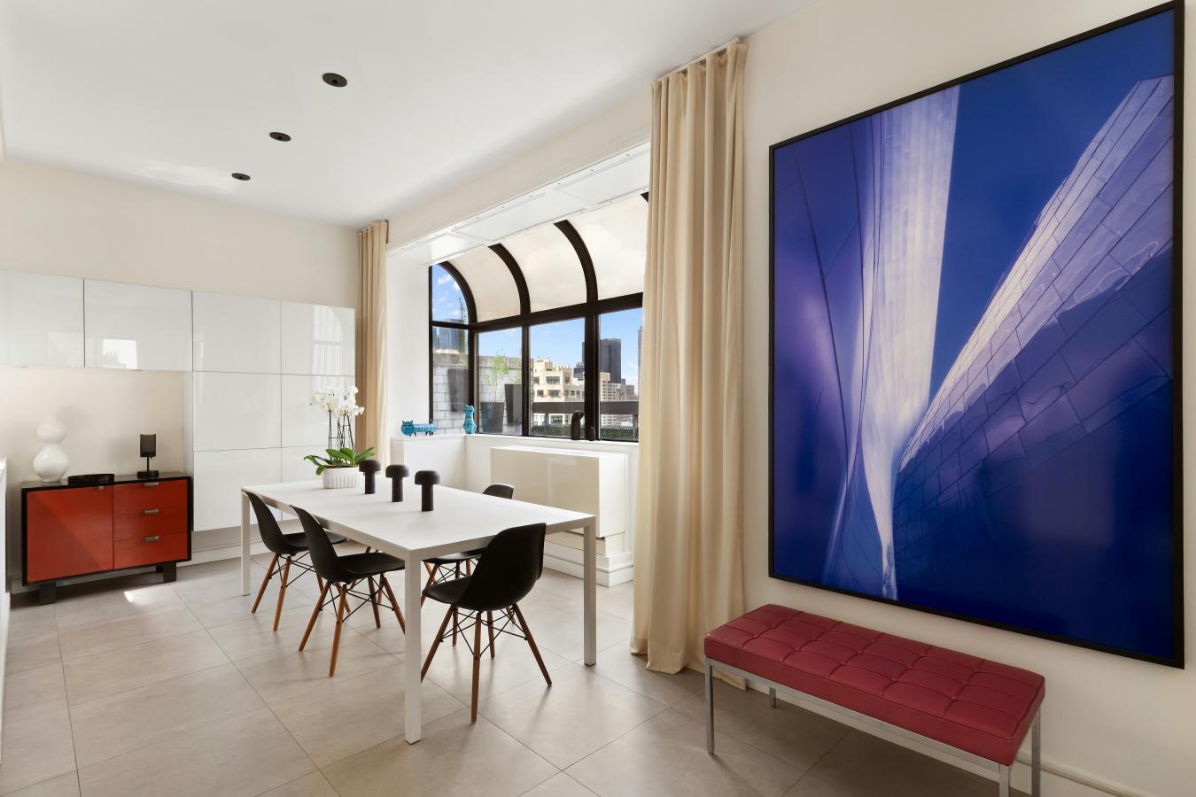 Flatiron, New York, 10010, United States, 3 Bedrooms Bedrooms, ,2 BathroomsBathrooms,Residential,For Sale,2010094