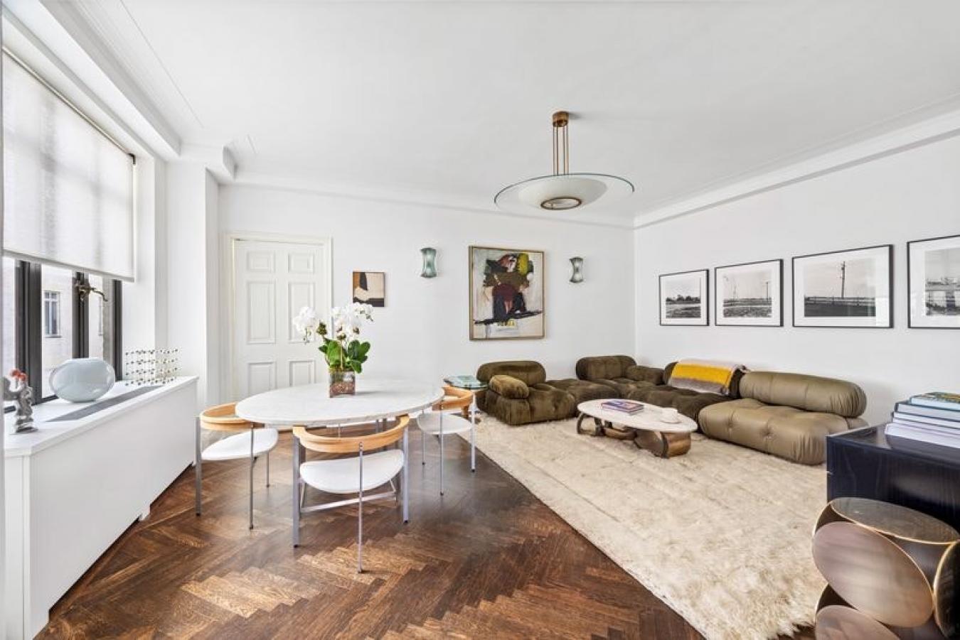 New York, New York, 10023, United States, 2 Bedrooms Bedrooms, ,2 BathroomsBathrooms,Residential,For Sale,2010093