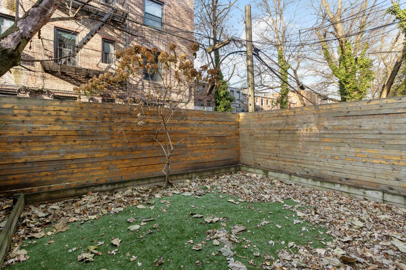 Fort Greene, New York, 11205, United States, 5 Bedrooms Bedrooms, ,3 BathroomsBathrooms,Residential,For Sale,2010091