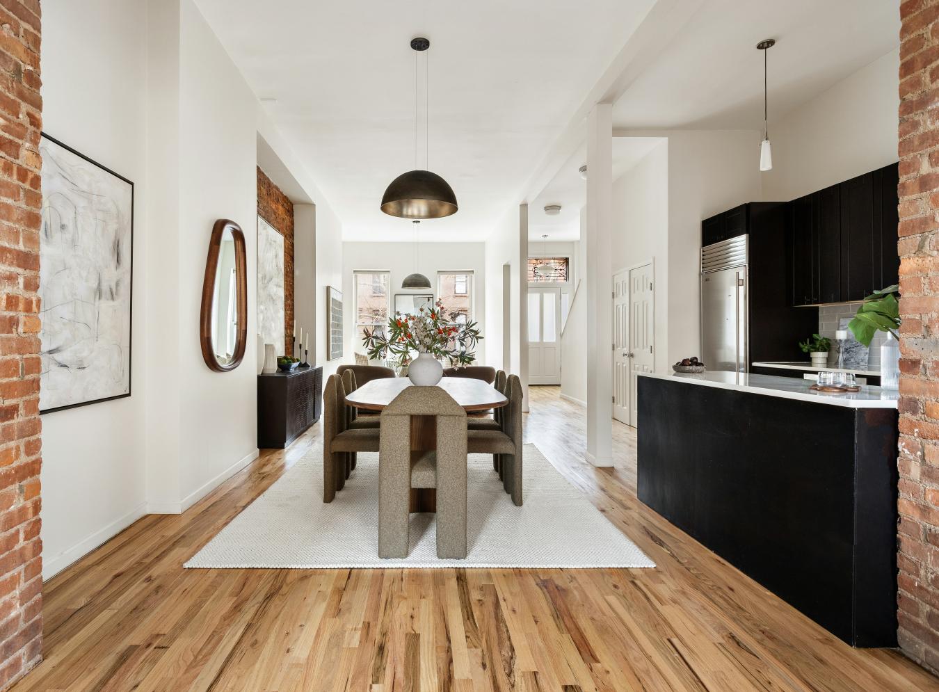 Fort Greene, New York, 11205, United States, 5 Bedrooms Bedrooms, ,3 BathroomsBathrooms,Residential,For Sale,2010091