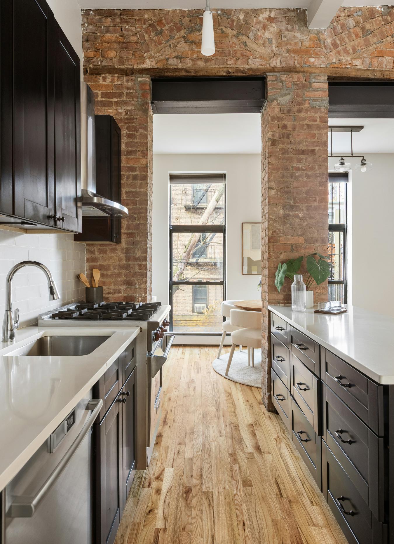 Fort Greene, New York, 11205, United States, 5 Bedrooms Bedrooms, ,3 BathroomsBathrooms,Residential,For Sale,2010091