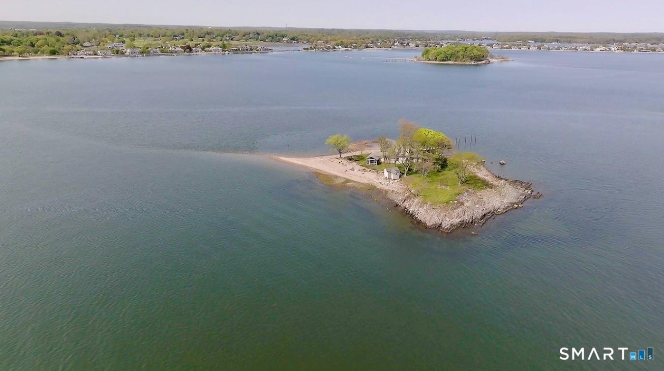 Norwalk, Connecticut, 06854, United States, 2 Bedrooms Bedrooms, ,1 BathroomBathrooms,Residential,For Sale,2010088