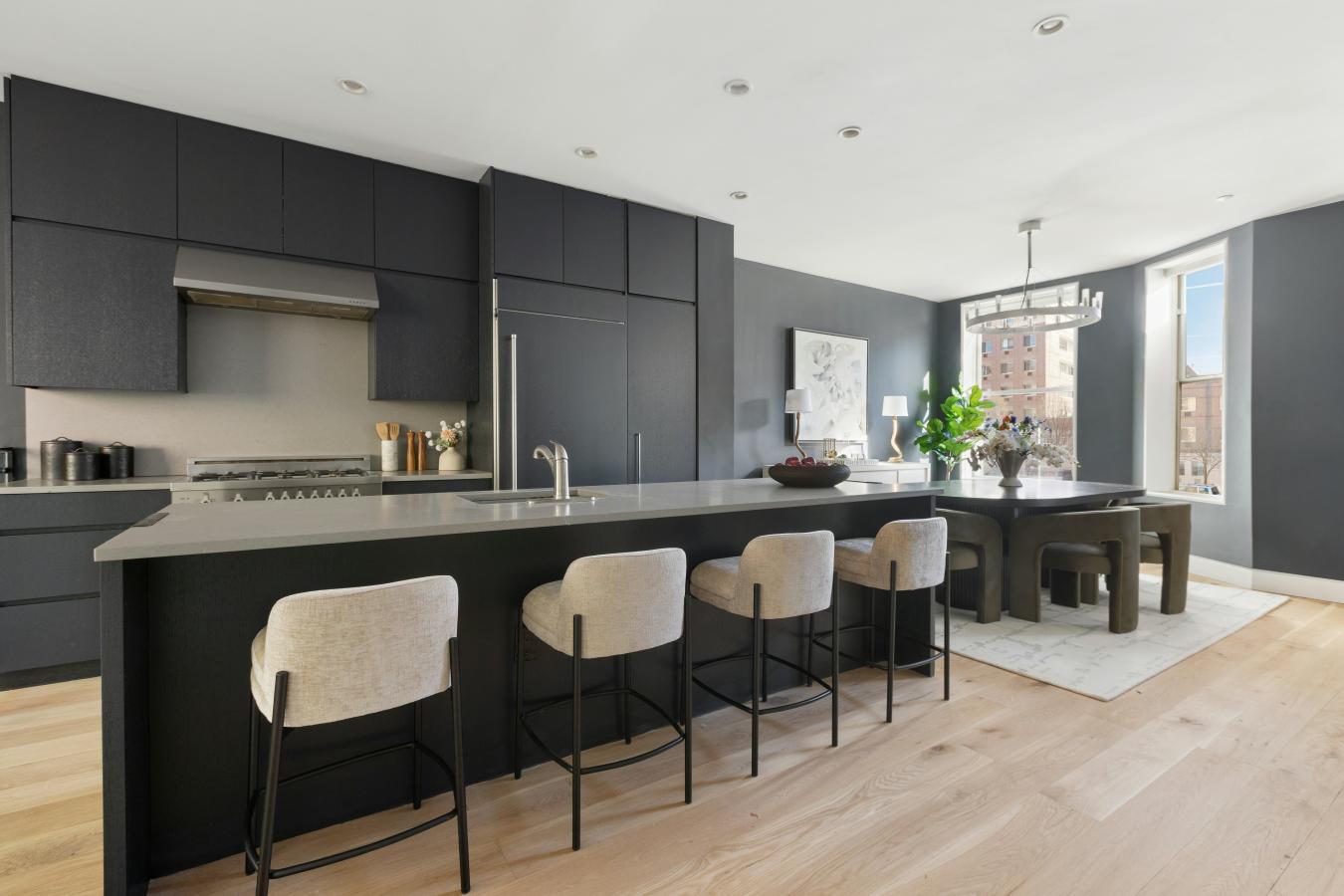 Central Harlem, New York, 10030, United States, 4 Bedrooms Bedrooms, ,4 BathroomsBathrooms,Residential,For Sale,2010084