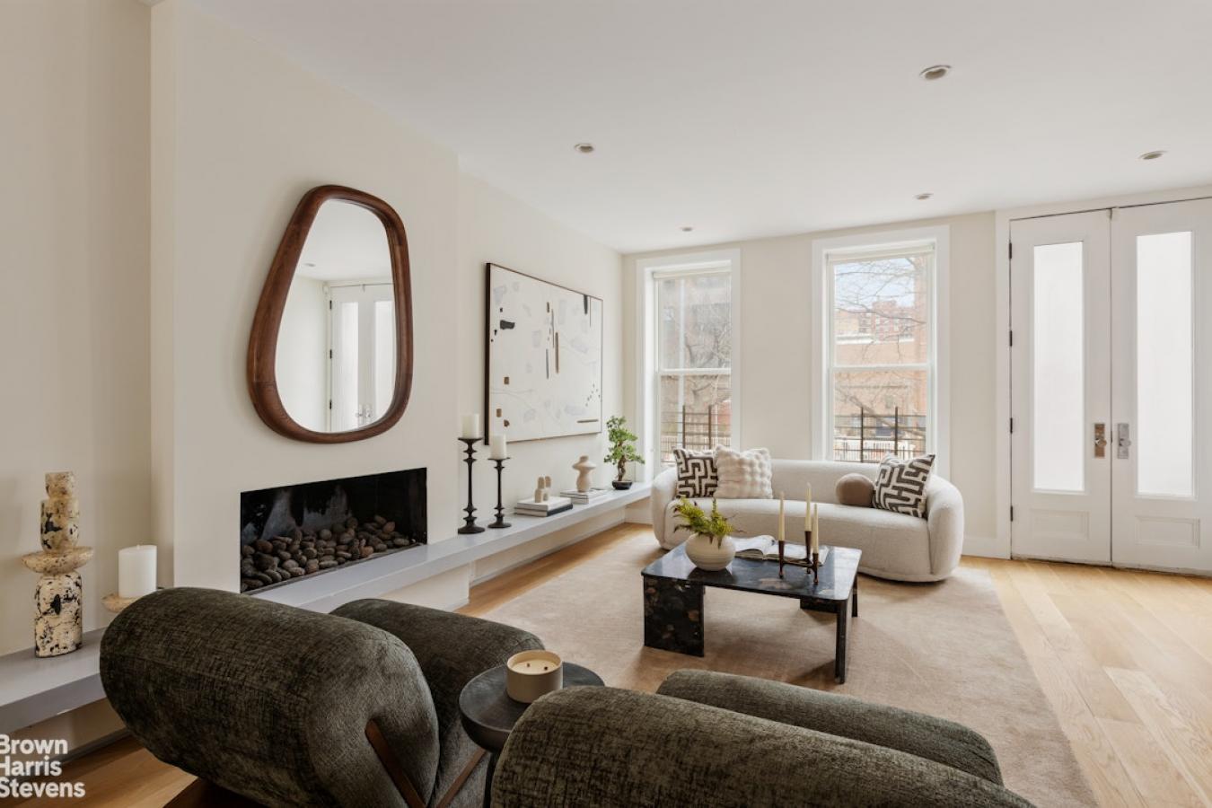 Crown Heights, New York, 11238, United States, 4 Bedrooms Bedrooms, ,4 BathroomsBathrooms,Residential,For Sale,2010083