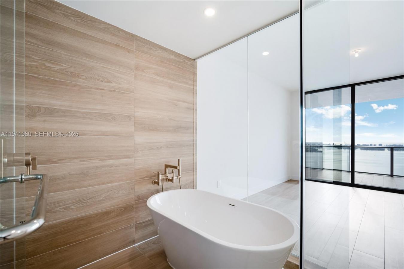 Miami, Florida, 33137, United States, 3 Bedrooms Bedrooms, ,3 BathroomsBathrooms,Residential,For Sale,2010482