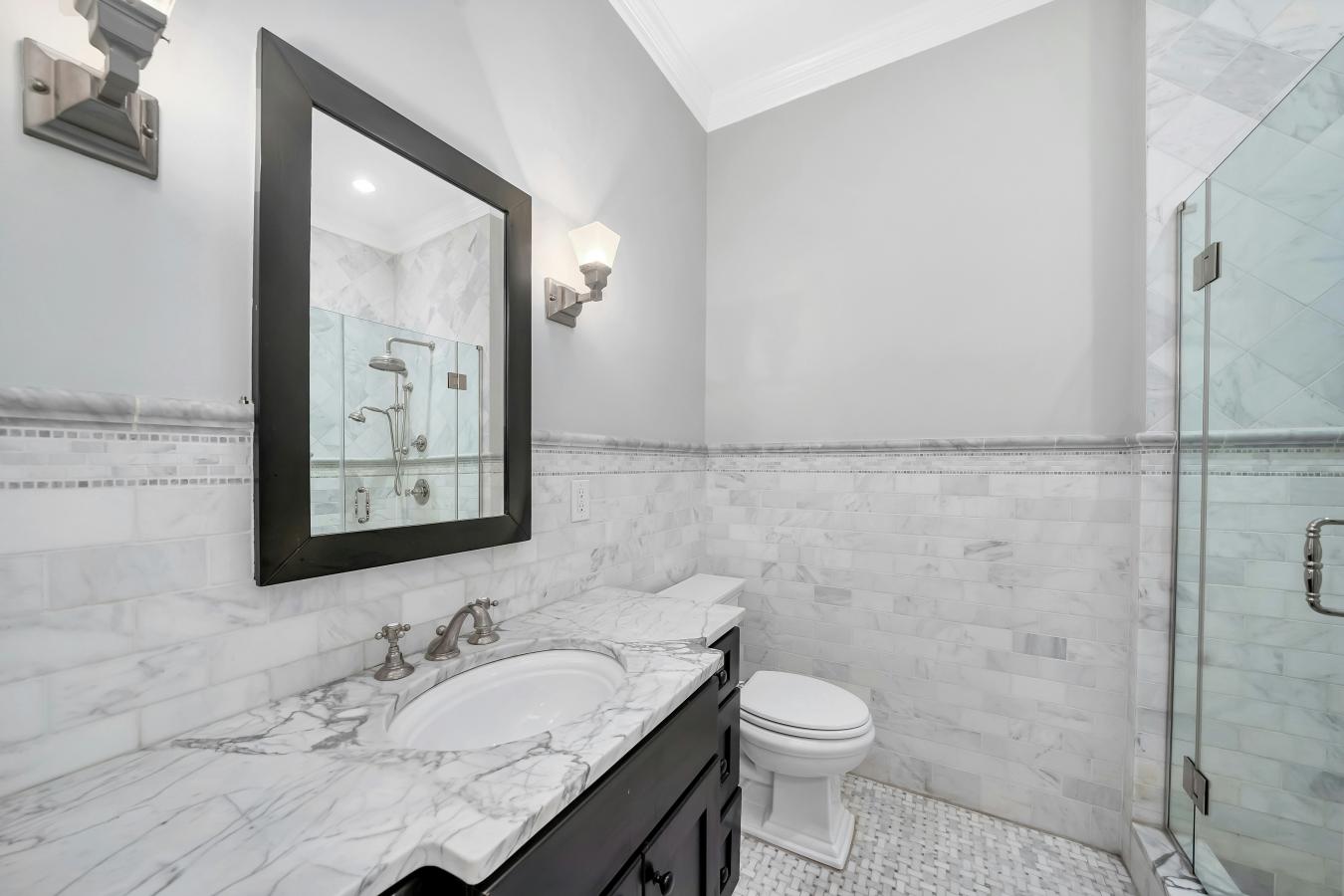 New York, New York, 10023, United States, 1 Bedroom Bedrooms, ,1 BathroomBathrooms,Residential,For Sale,2010080