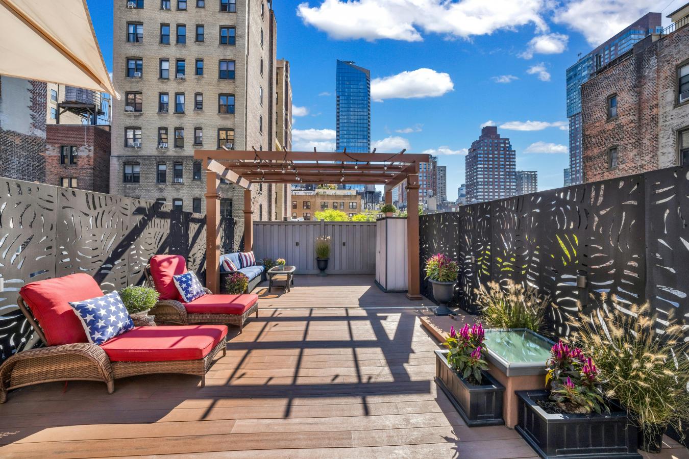 New York, New York, 10023, United States, 1 Bedroom Bedrooms, ,1 BathroomBathrooms,Residential,For Sale,2010080