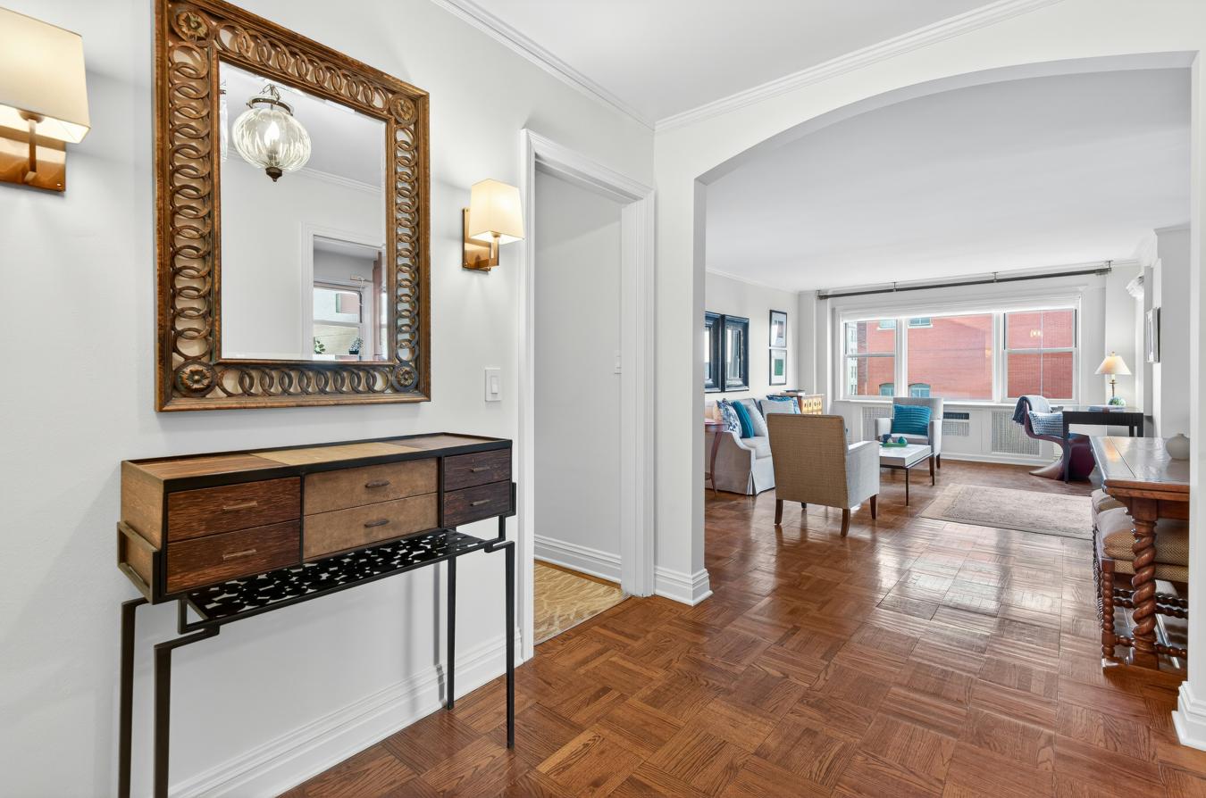 New York, New York, 10065, United States, 2 Bedrooms Bedrooms, ,2 BathroomsBathrooms,Residential,For Sale,2010077