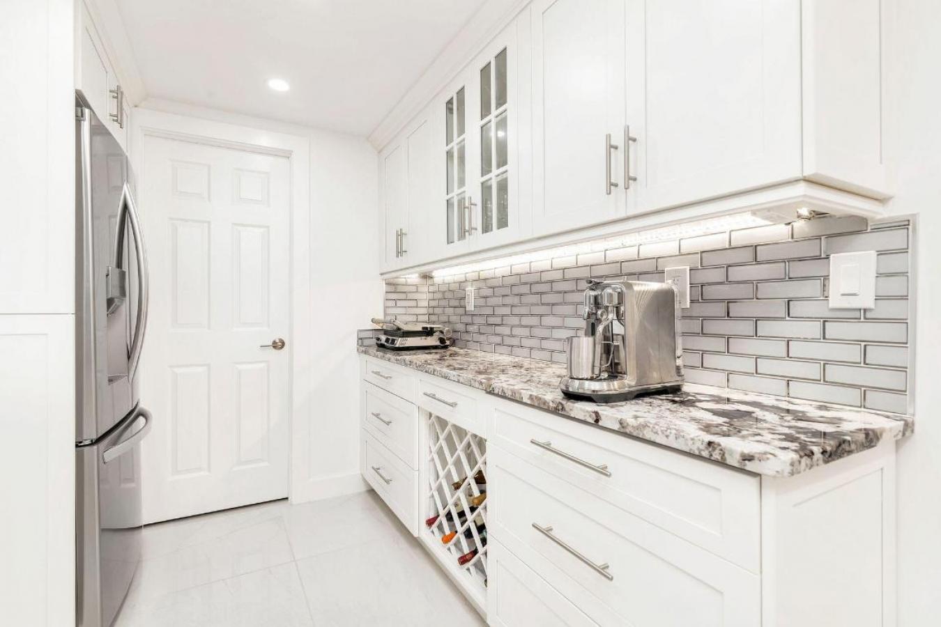 Palm Beach, Florida, 33480, United States, 2 Bedrooms Bedrooms, ,2 BathroomsBathrooms,Residential,For Sale,2010076