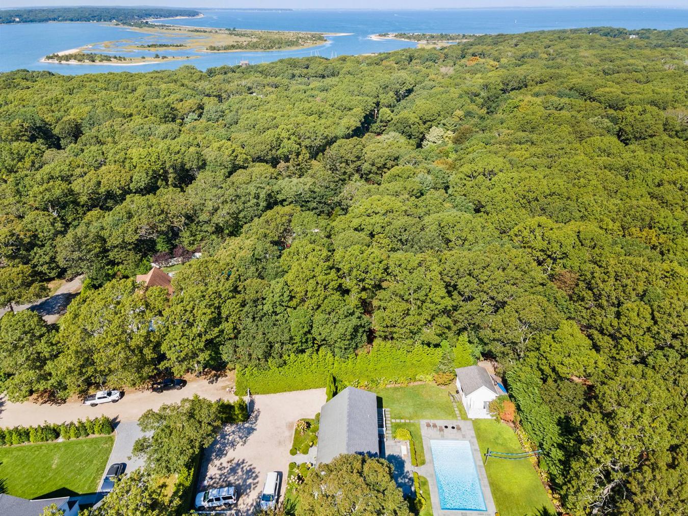 Springs, New York, 11937, United States, ,Residential,For Sale,2010072