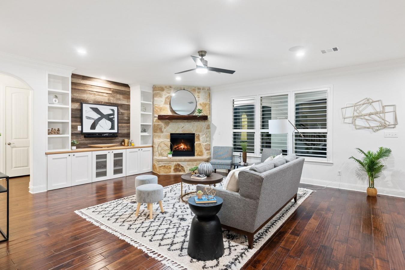 Lakeway, Travis, 78738, United States, 5 Bedrooms Bedrooms, ,4 BathroomsBathrooms,Residential,For Sale,2010481