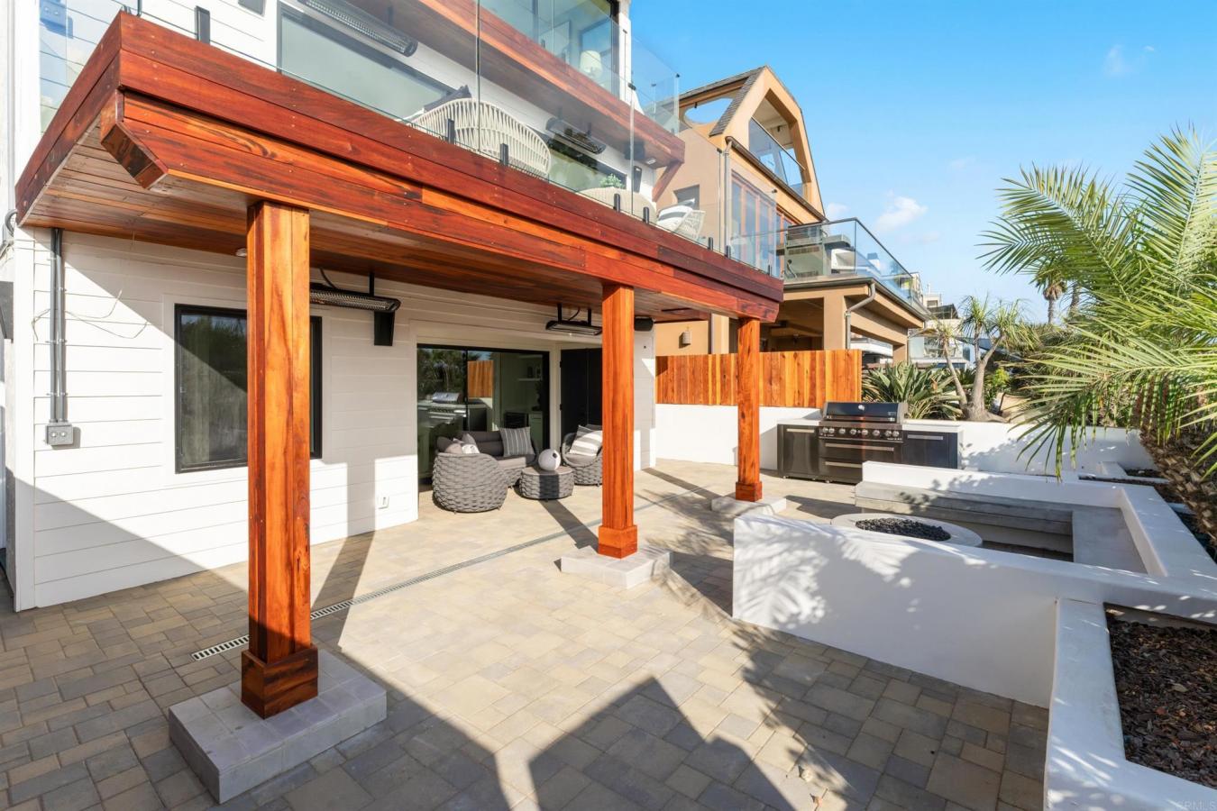 San Diego, San Diego County, 92109, United States, 5 Bedrooms Bedrooms, ,4 BathroomsBathrooms,Residential,For Sale,2010479