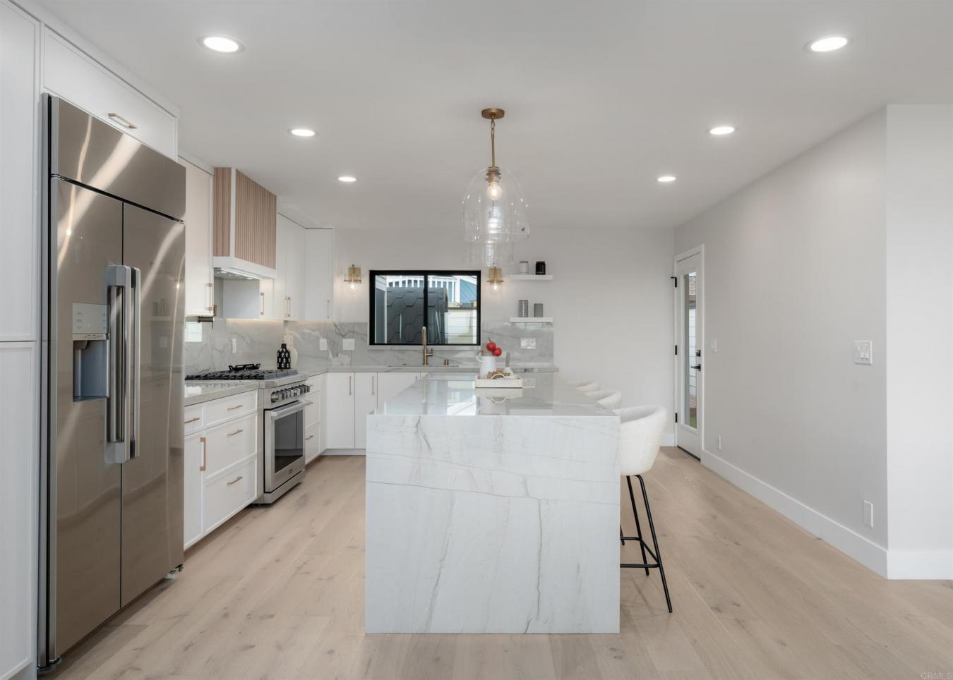 San Diego, San Diego County, 92109, United States, 5 Bedrooms Bedrooms, ,4 BathroomsBathrooms,Residential,For Sale,2010479