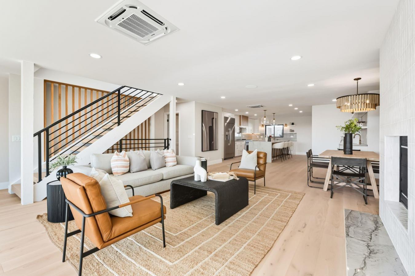 San Diego, San Diego County, 92109, United States, 5 Bedrooms Bedrooms, ,4 BathroomsBathrooms,Residential,For Sale,2010479