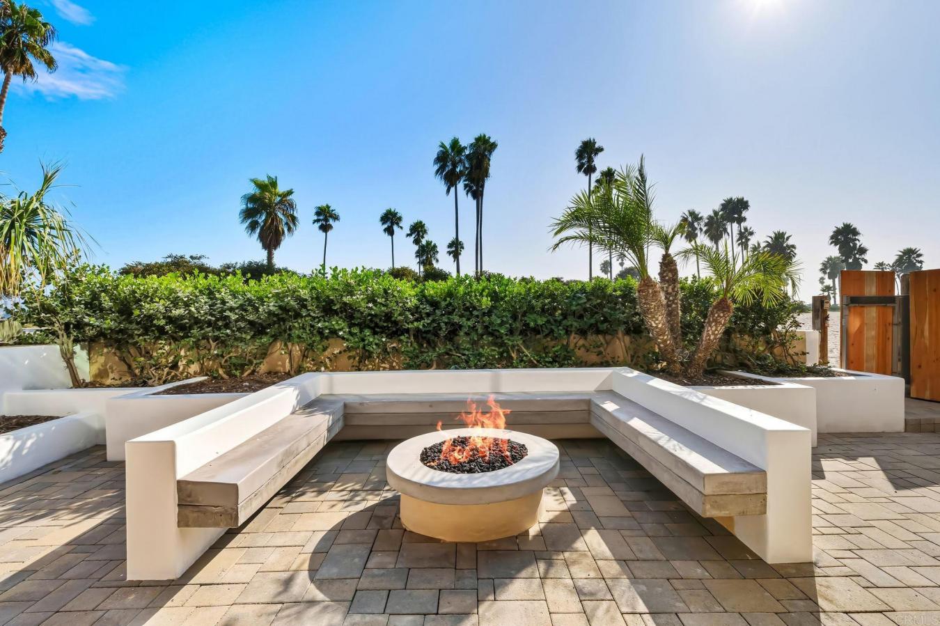 San Diego, San Diego County, 92109, United States, 5 Bedrooms Bedrooms, ,4 BathroomsBathrooms,Residential,For Sale,2010479