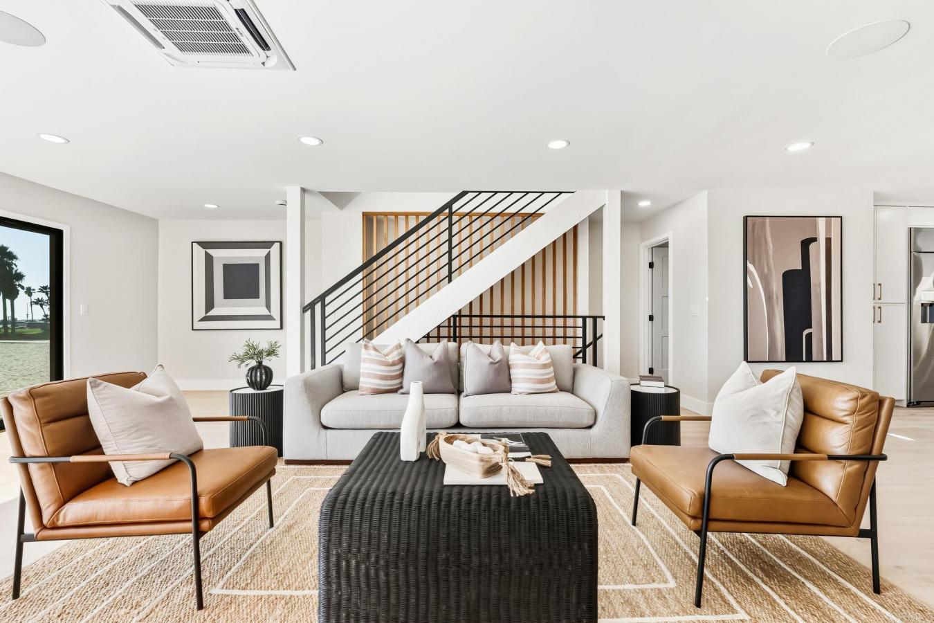 San Diego, San Diego County, 92109, United States, 5 Bedrooms Bedrooms, ,4 BathroomsBathrooms,Residential,For Sale,2010479