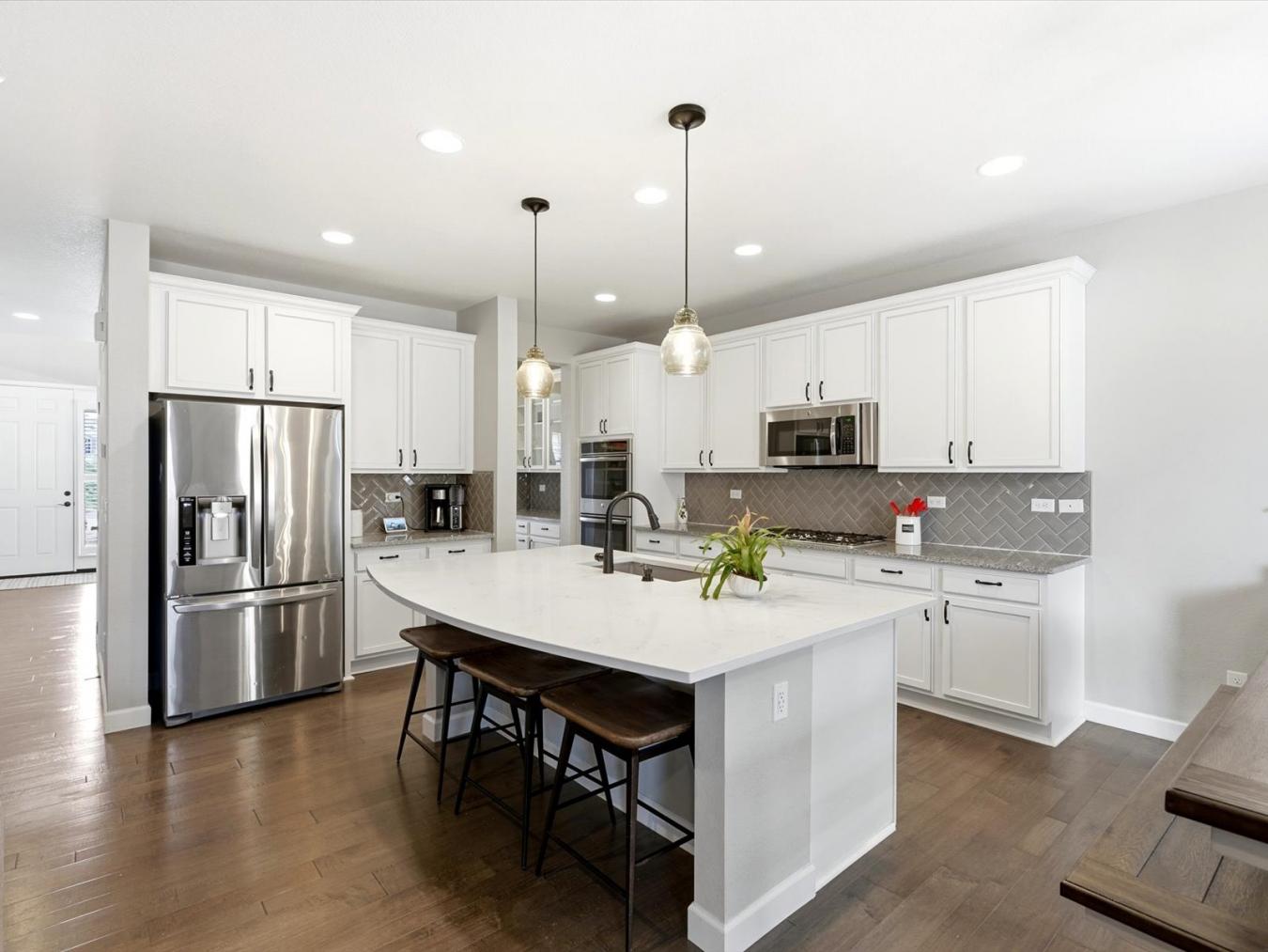 Aurora, Colorado, 80016, United States, 4 Bedrooms Bedrooms, ,4 BathroomsBathrooms,Residential,For Sale,2010873