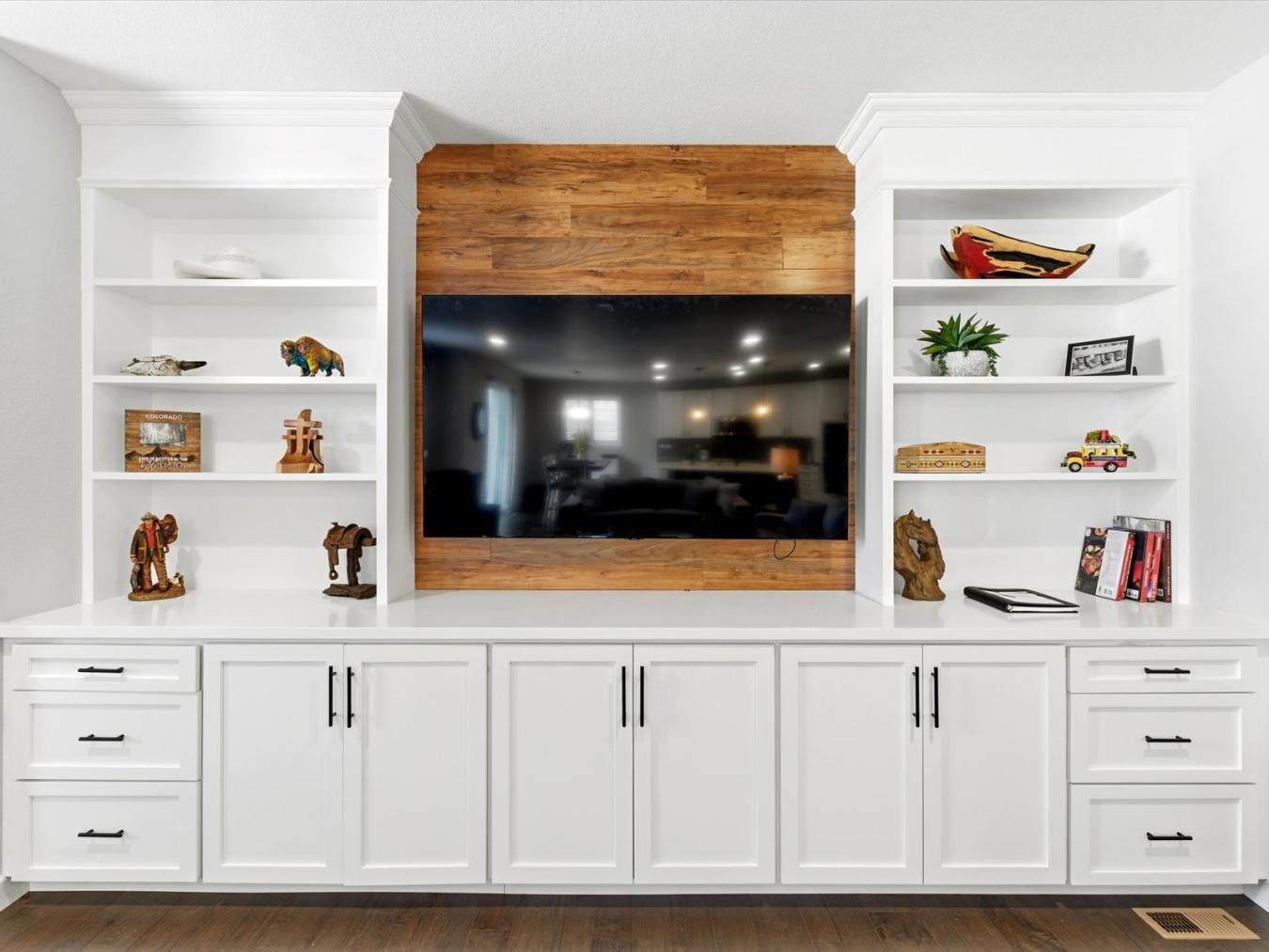 Aurora, Colorado, 80016, United States, 4 Bedrooms Bedrooms, ,4 BathroomsBathrooms,Residential,For Sale,2010873