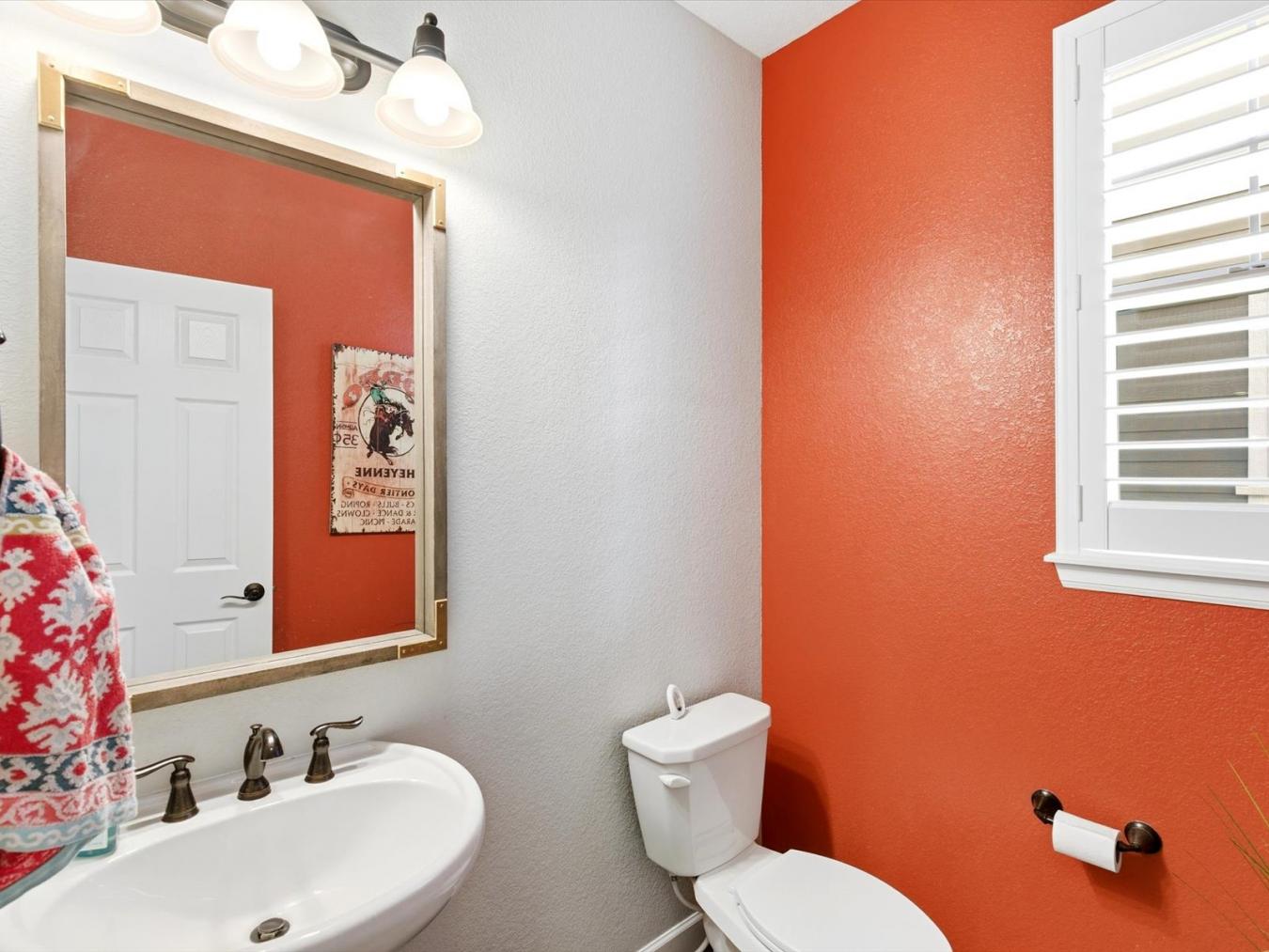 Aurora, Colorado, 80016, United States, 4 Bedrooms Bedrooms, ,4 BathroomsBathrooms,Residential,For Sale,2010873