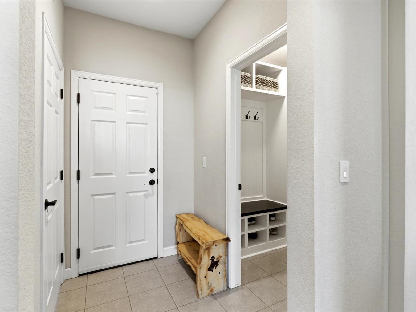 Aurora, Colorado, 80016, United States, 4 Bedrooms Bedrooms, ,4 BathroomsBathrooms,Residential,For Sale,2010873