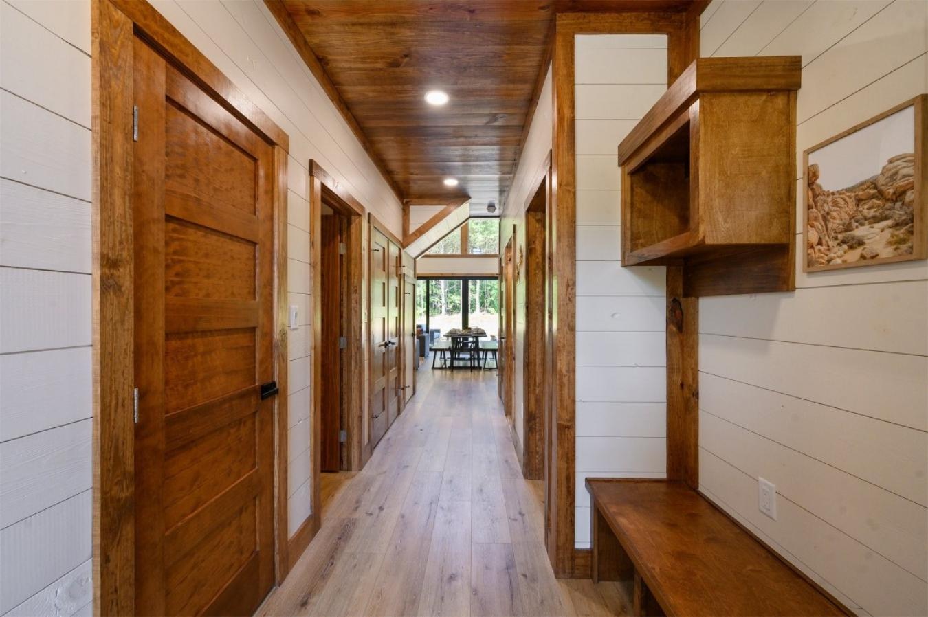 Broken Bow, McCurtain, 74728, United States, 4 Bedrooms Bedrooms, ,3 BathroomsBathrooms,Residential,For Sale,2010475