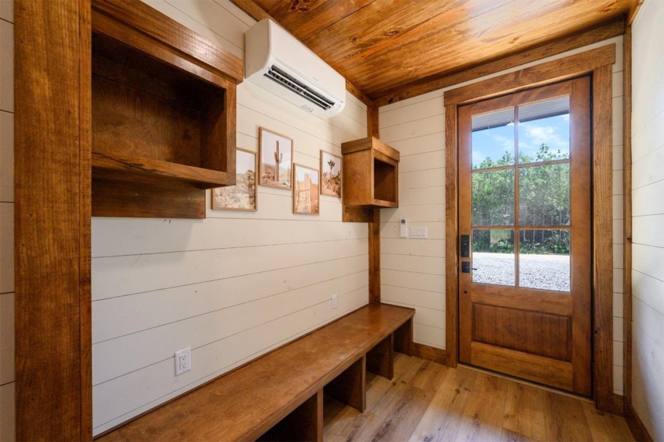 Broken Bow, McCurtain, 74728, United States, 4 Bedrooms Bedrooms, ,3 BathroomsBathrooms,Residential,For Sale,2010475