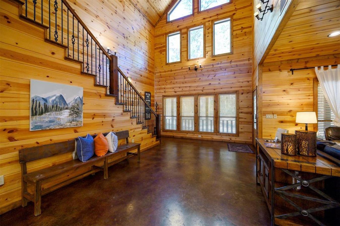 Broken Bow, McCurtain, 74728, United States, 4 Bedrooms Bedrooms, ,2 BathroomsBathrooms,Residential,For Sale,2010472